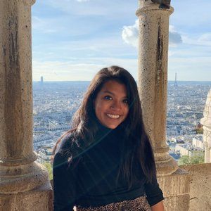 Meet your Posher, Gloria